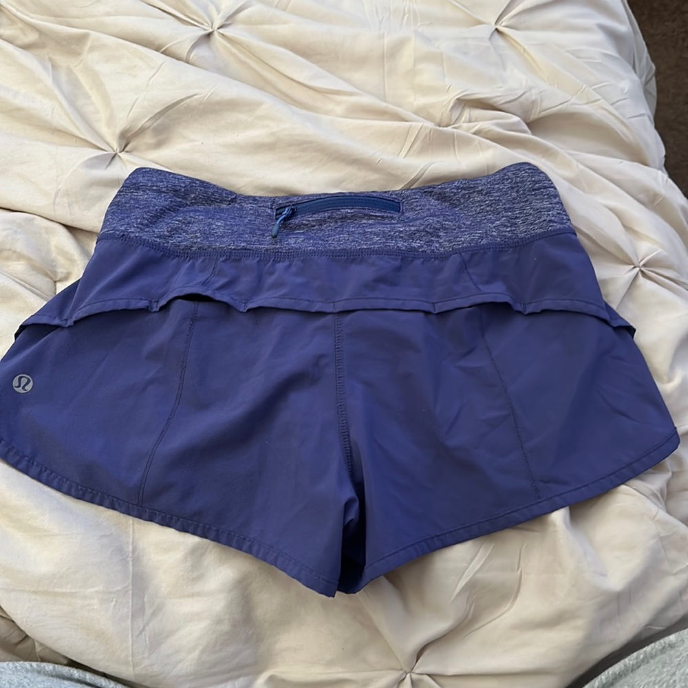 Lululemon Low Rise Speed Up Short 2.5”